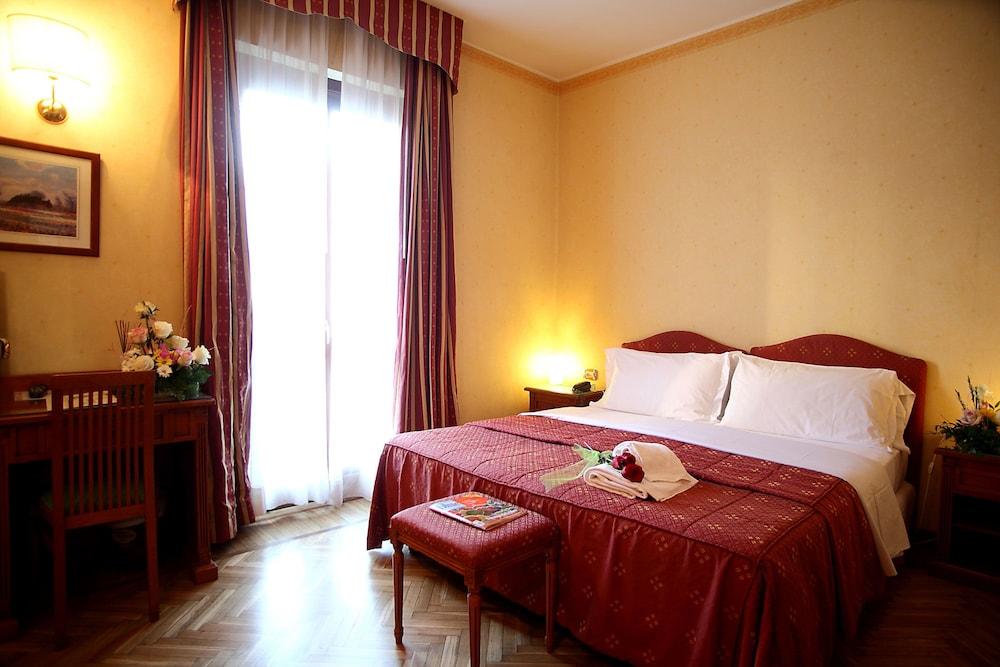 Cavour Rapallo