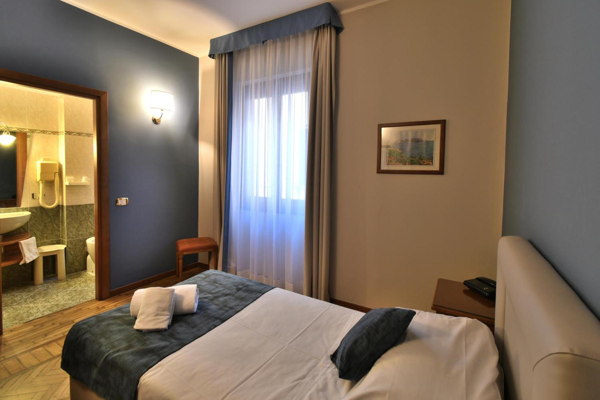 Cavour Hotel 3*