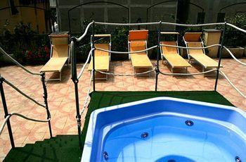 Hotel Cavour 3*