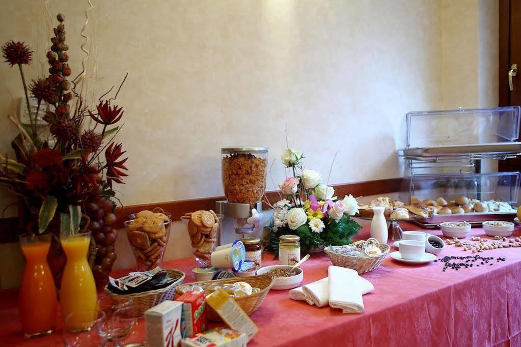 Cavour Hotel
